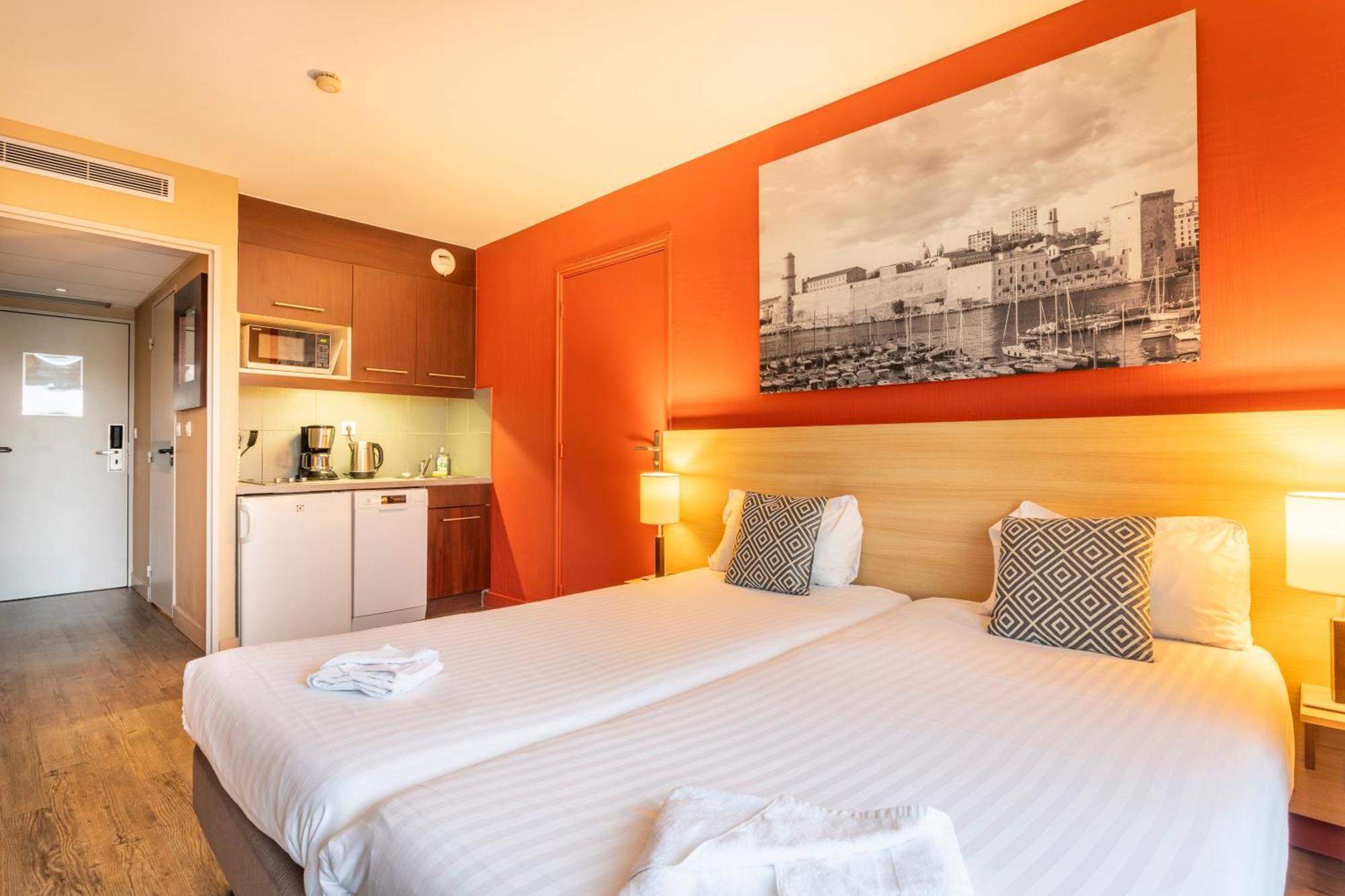 Comfort Aparthotel Marseille Prado Экстерьер фото