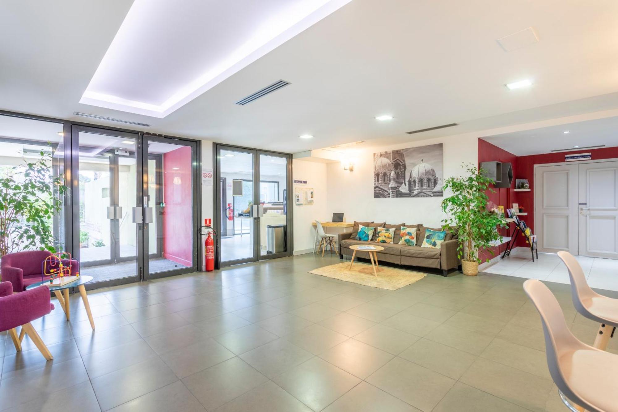 Comfort Aparthotel Marseille Prado Экстерьер фото