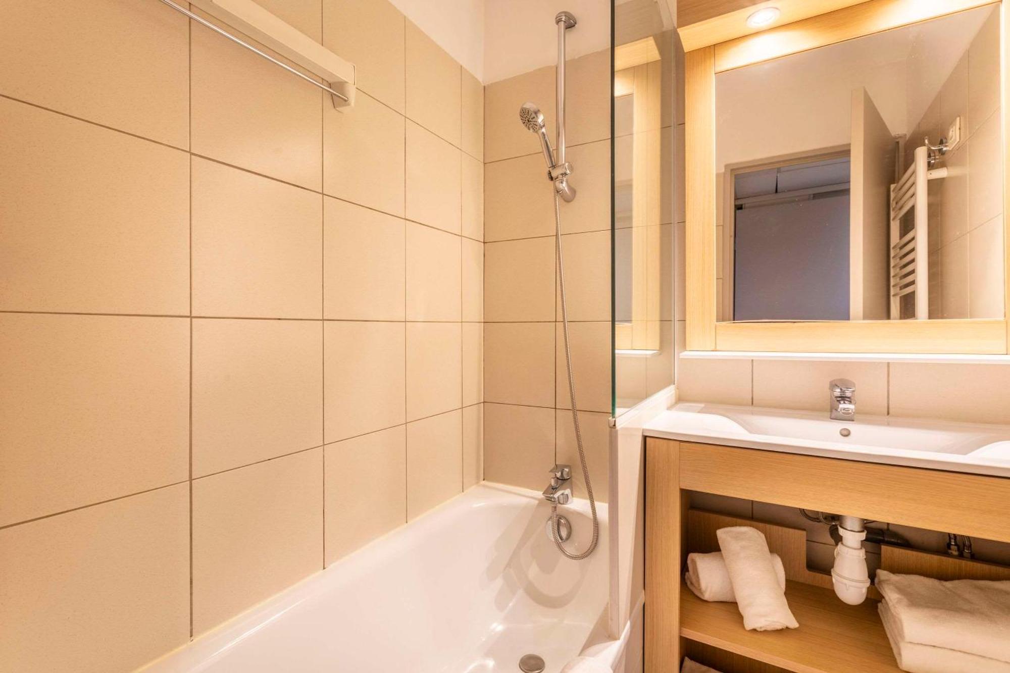 Comfort Aparthotel Marseille Prado Экстерьер фото
