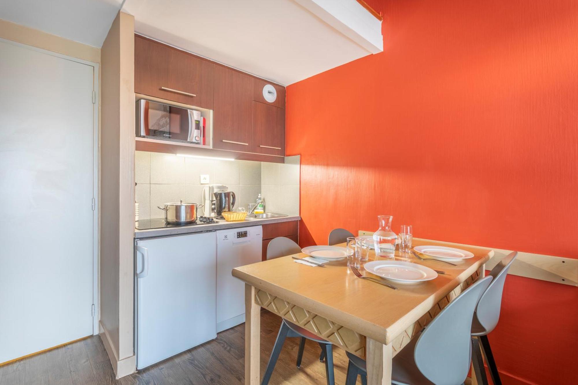 Comfort Aparthotel Marseille Prado Экстерьер фото